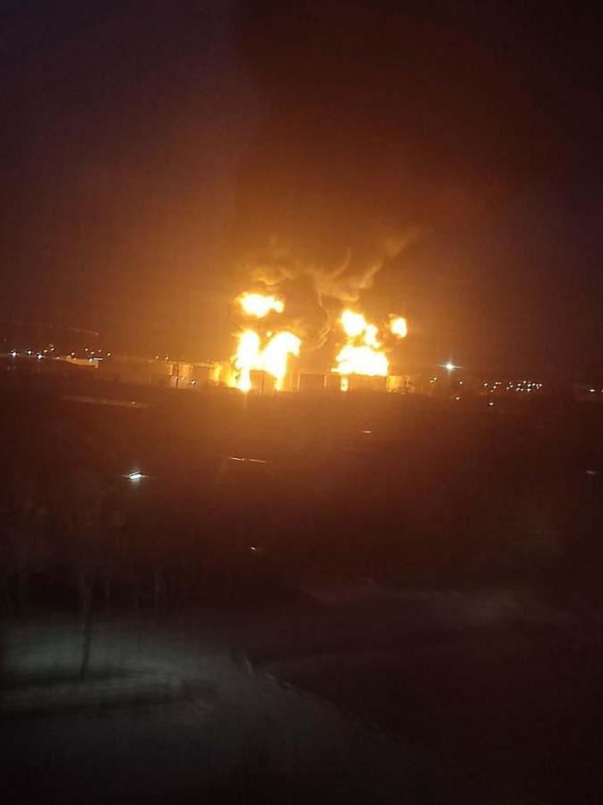 Ukrayna-Rusya savaşında son gelişmeler... Ukrayna Rusya topraklarını vurdu! helikopterler petrol tesisini bombaladı...