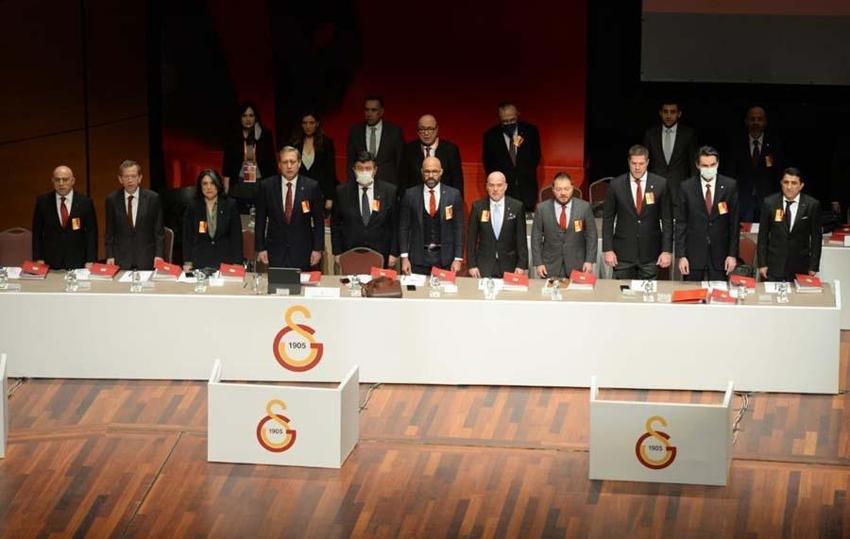Galatasaray'da sular durulmuyor... Işıtan Gün’e bir şok daha! Harekete geçtiler: 100 imza...