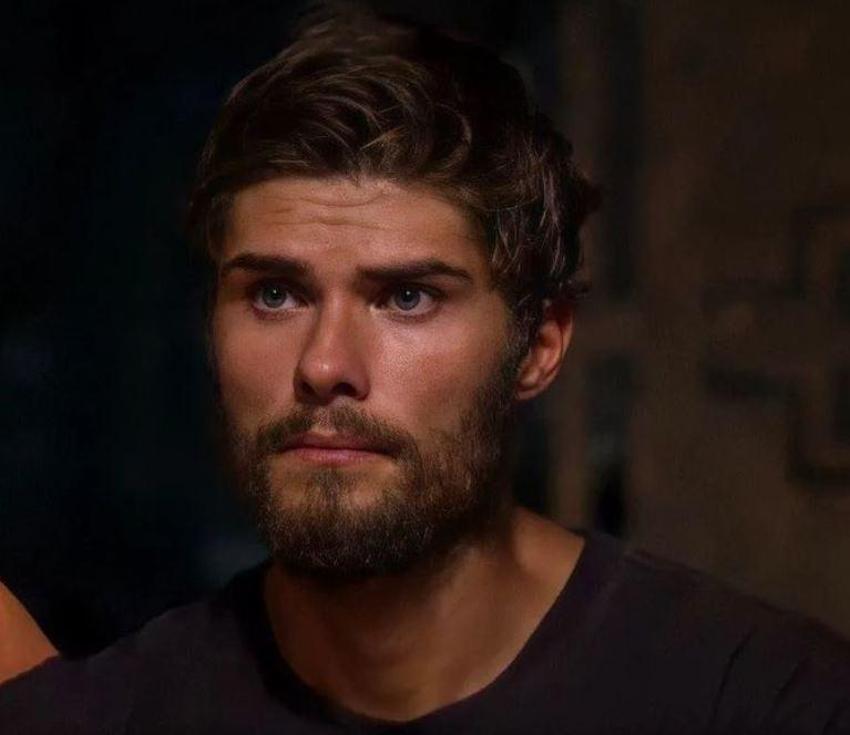 Survivor Barış'tan, kendisine 'Boş boş geziyorsun' diyen Nagihan'a sert sözler! 'Birkaç kılçık daha var...'