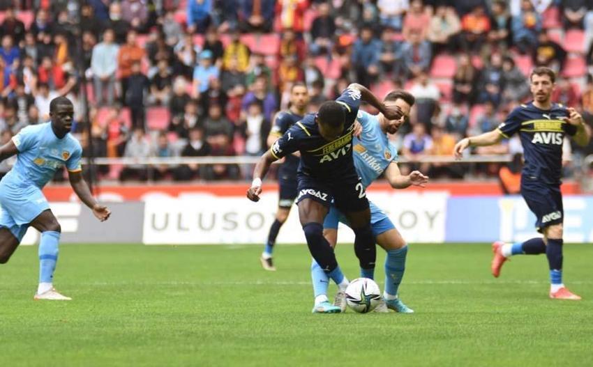 Süper Lig'de Kayserispor ile Fenerbahçe 3 puan için karşı karşıya geldi!