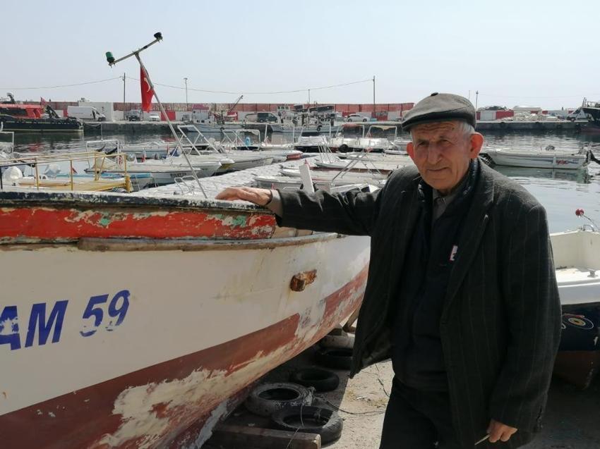 Denizden çekildi ama limandan ayrılamıyor