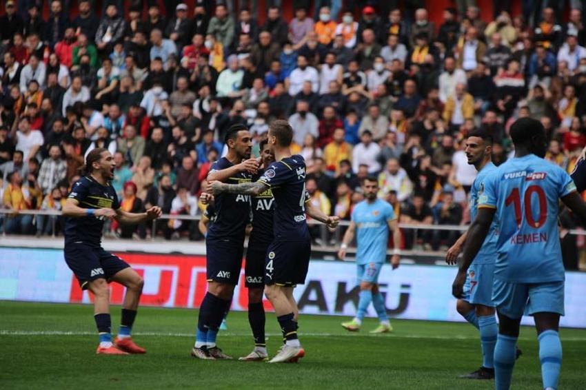 Mesut ve Ozan kadro dışı kaldı İsmail Kartal bu 5 yıldızı civa gibi yaptı