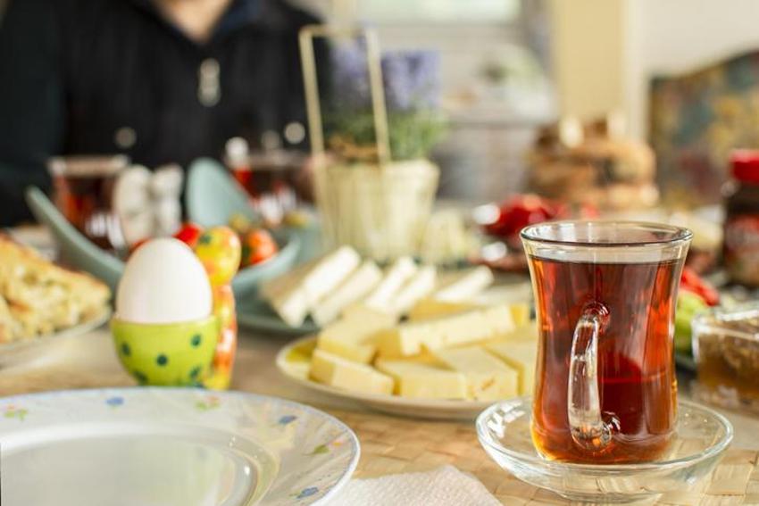 Sahurda yenirse tok tutuyor, oruç tutarken açlık ve halsizlik hissini ortadan kaldırıyor! Vitamin, kalsiyum, protein...