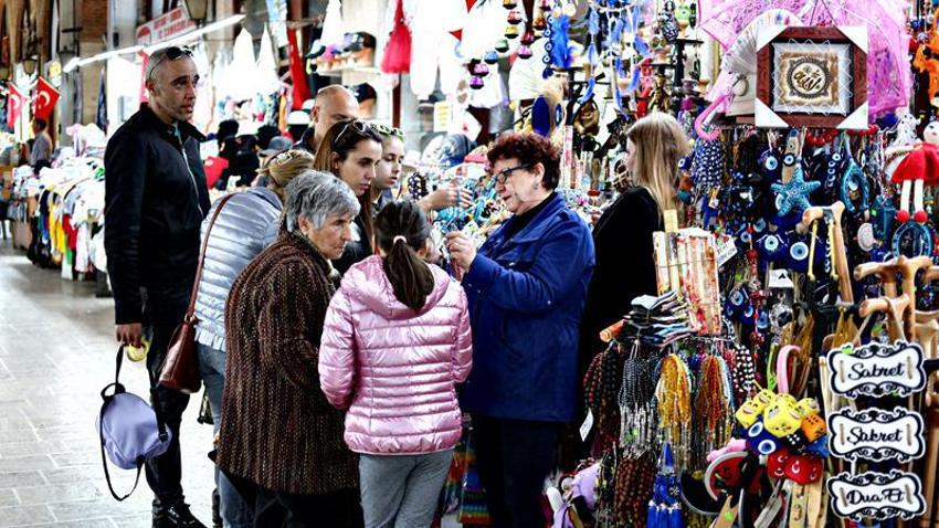 Türkiye'ye akın ettiler! Sayıları yüzde 186,52 arttı, ilk 3 ayda...