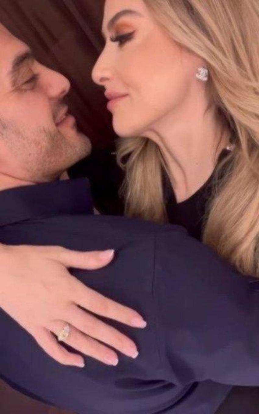 Hadise ile Mehmet Dinçerler Maldivler'de! "Cennet gibi günler"