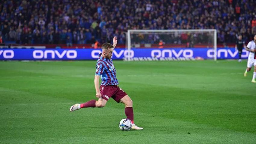 Trabzonspor-Beşiktaş maçına damga vurdu! VAR sonrası şok, hakem Zorbay Küçük'ün o kararı...