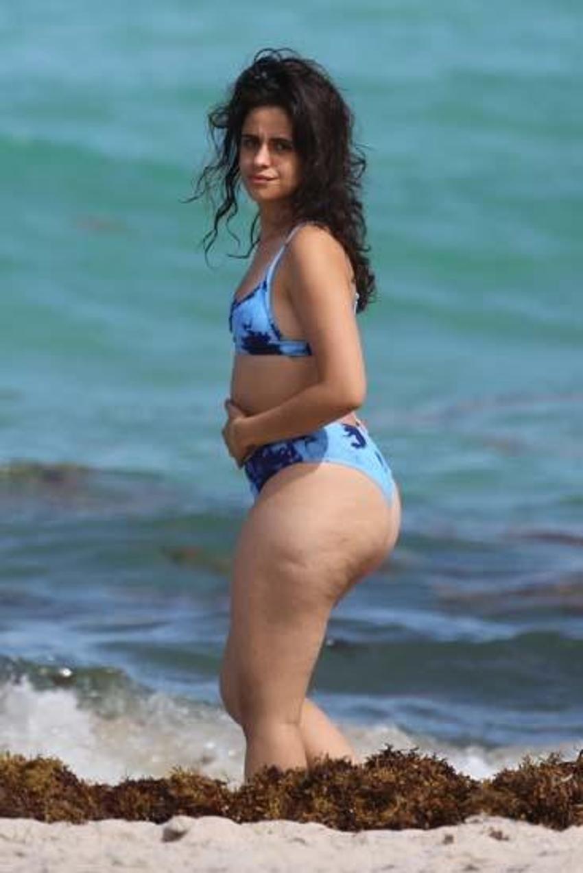 Camila Cabello isyan etti: Göbeğimi sıktım karın kaslarım ağrıdı