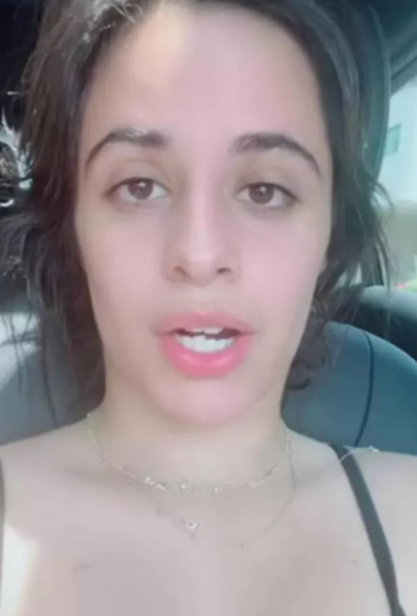 Camila Cabello isyan etti: Göbeğimi sıktım karın kaslarım ağrıdı