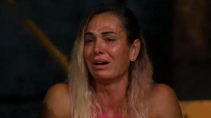 Survivor All Star'da konseye Nagihan Karadere'nin gözyaşları damga vurdu!