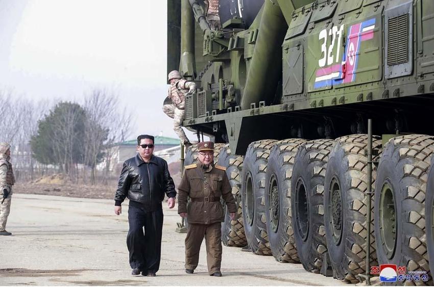 Dünyanın konuştuğu acımasız kız kardeş! Kuzey Kore lideri Kim Jong Un'un halefi Kim Yo Jong kimdir?