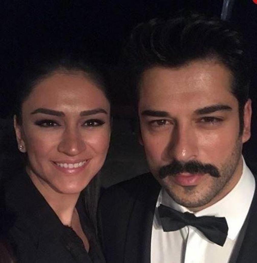 Burak Özçivit'in kız kardeşi görenleri hayran bırakıyor! Tam bir esmer güzeli!