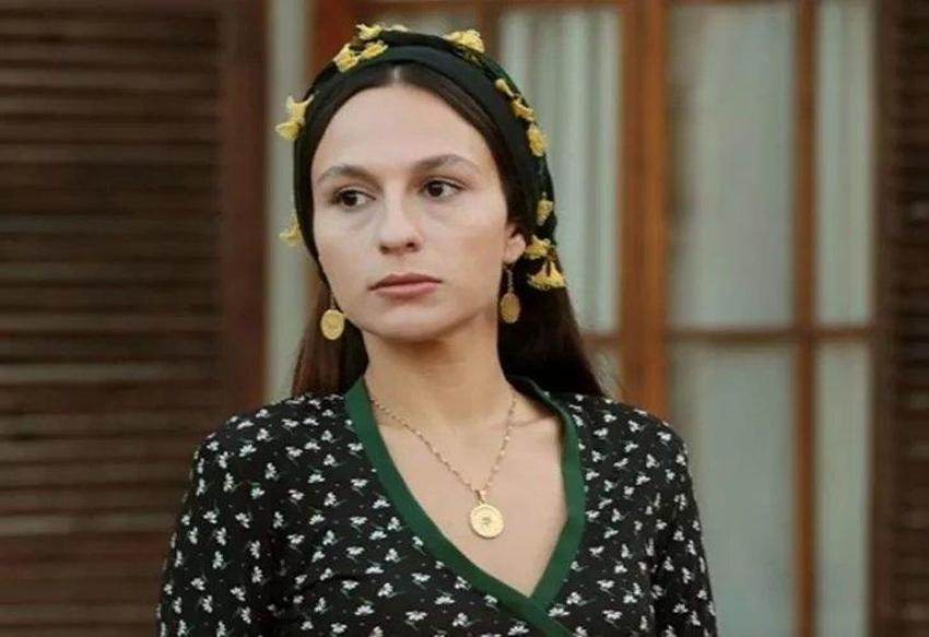 Annenin Sırrıdır Çocuk'un başrolü Selin Yeninci, sosyal medyada gündem oldu!