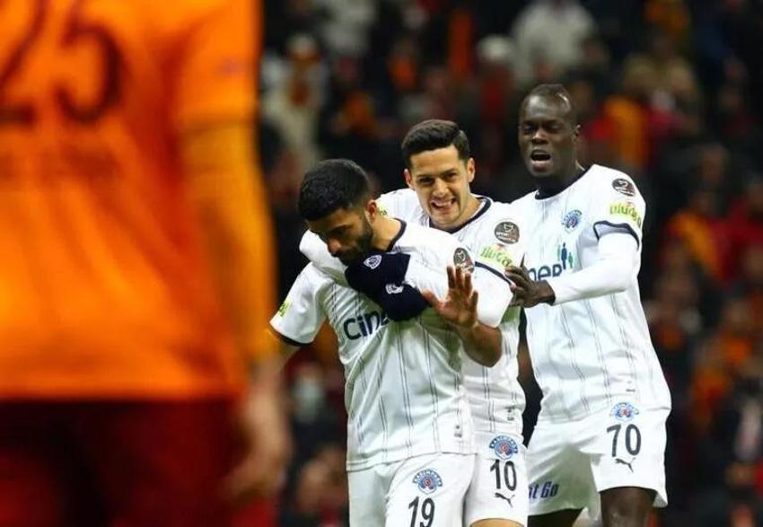 Galatasaray'da transfer gelişmesi! Kasımpaşa Galatasaray taraftarı olarak bilinen Umut Bozok'un fiyatını belirledi...
