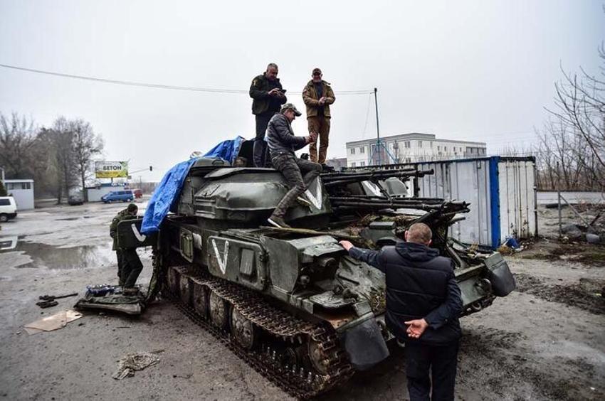 Dünyanın en güçlü ülkeleri belli oldu! Avrupa diken üstünde, yeni savaş sesleri geliyor! Sevkiyat başladı! İşte ülkelerin uçak, asker, tank, nükleer başlık sayıları...