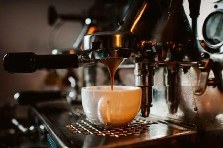 İtalya'nın başkenti Roma Starbucks'a yenik düştü! İlk şube açıldı
