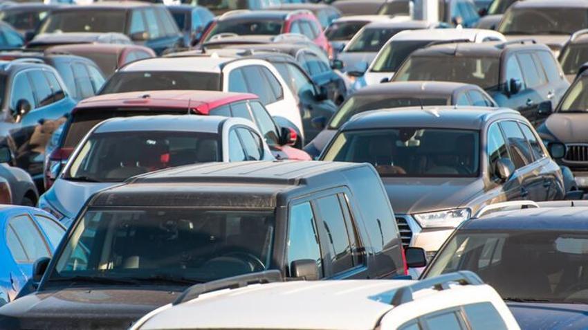 Ucuz sıfır araçlar! Araba fiyatları değişti! En ucuz ve en çok satılan otomobiller belli oldu, işte yeni fiyat listesi...