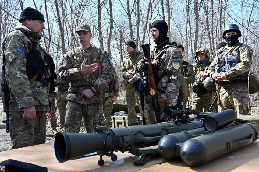 II. Dünya Savaşı’nı aratmayacak! Ukrayna'dan NATO’ya kritik uyarı... Donbass savaşı yıllarca sürebilir...