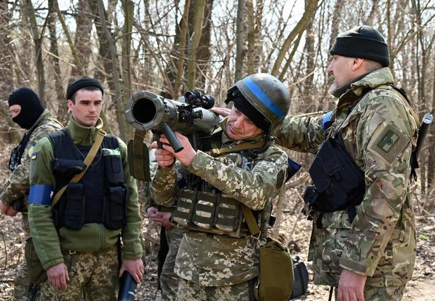 II. Dünya Savaşı’nı aratmayacak! Ukrayna'dan NATO’ya kritik uyarı... Donbass savaşı yıllarca sürebilir...
