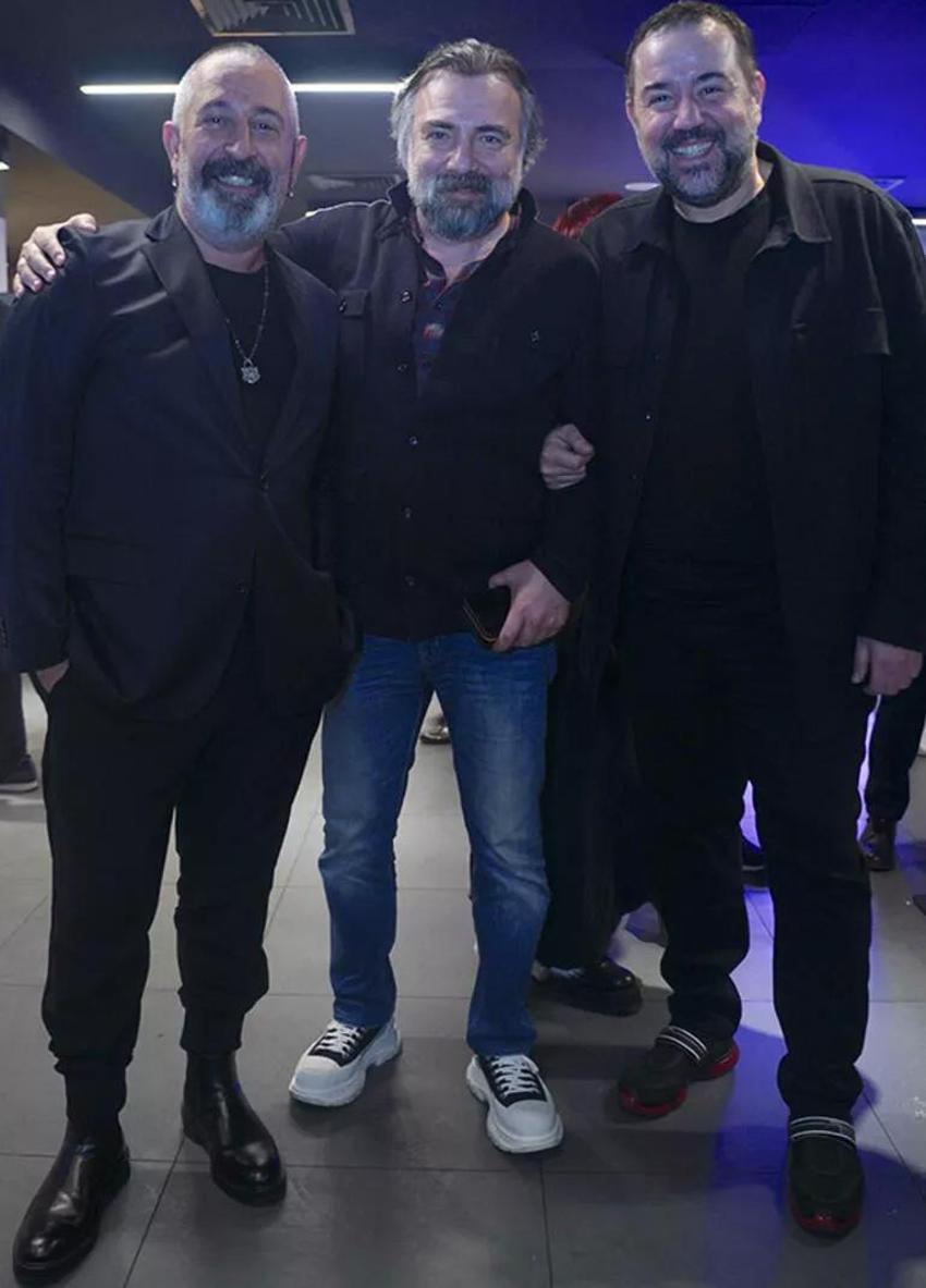 'Aydınlıkevler'e görkemli gala! Demet Akbağ'ın duygusal anları...