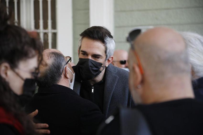 Kargo Grubu'nun eski solisti Koray Candemir'in acı günü! Annesi son yolculuğuna uğurlandı