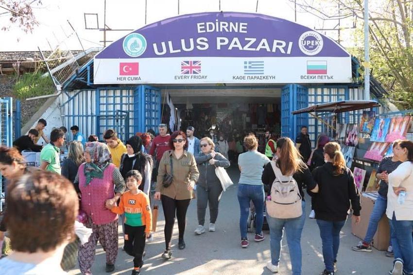 Çarşı ve pazarda Bulgar turist bereketi: Adım atacak yer kalmadı