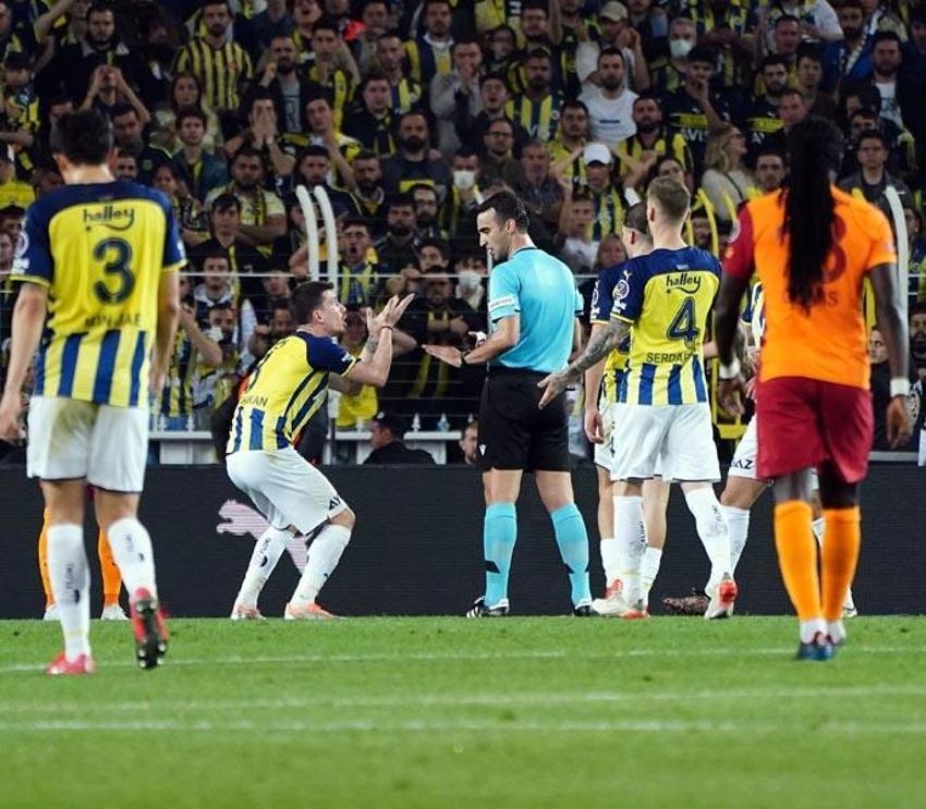 Galatasaray'a yapılacak transfer sayısını açıkladı! Yeni başkana açık çağrı