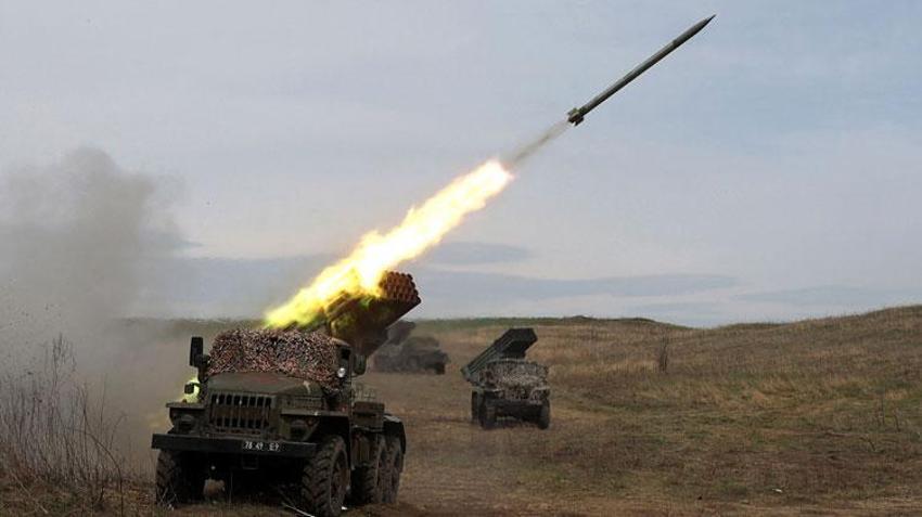 Ukrayna'nın doğusuna büyük bir saldırı gerçekleşebilir! 13 kilometrelik Rus askeri konvoyu uydudan görüntülendi...