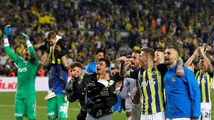 F.BAHÇE ŞOKTA! Yeri dolmayacak yıldız Ali Koç'la görüştü! 'Dünya Kupası'ndan sonra gidiyorum'