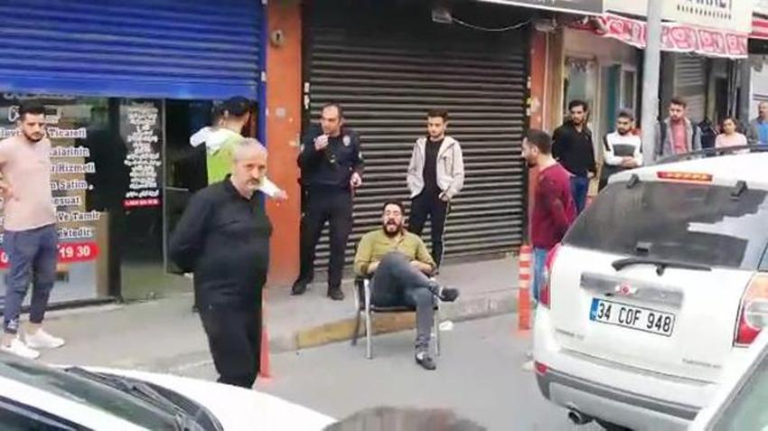 Bağcılar'da sokakta sandalyeye oturup tehditler savuran Suriyeli adliyeye sevk edildi