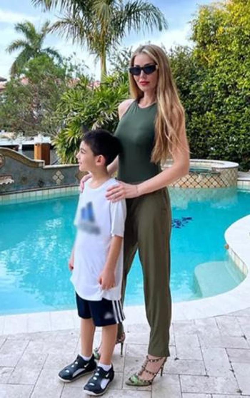 Petek Dinçöz Miami'ye yerleşti! Sosyal medyadan paylaştı...