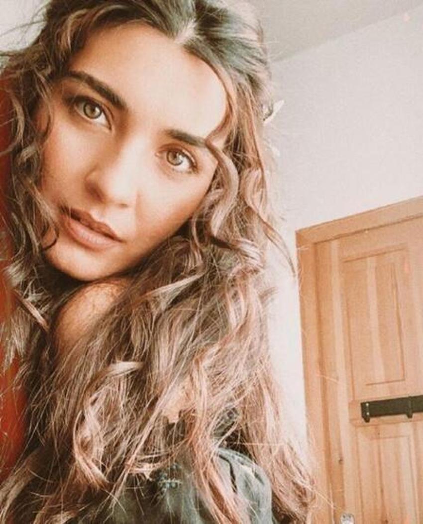 Tuba Büyüküstün'den Umut Evirgen'e gönderme! 'Aman Serenay duymasın'