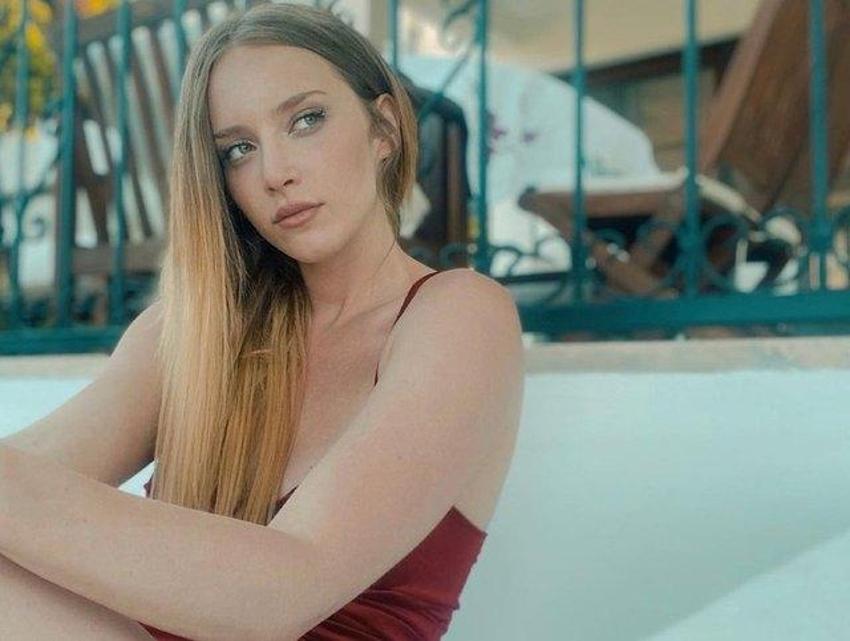 Mahkum dizisinin Sasha'sı Hayal Köseoğlu'nun Instagram paylaşımları olay oluyor!
