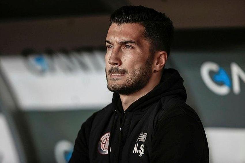 Galatasaray'da yeni dönem! Yeni teknik direktör Okan Buruk forvette Burak Yılmaz!