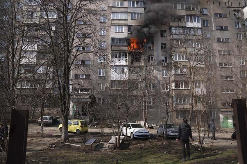 Ukrayna - Rusya savaşında kritik gelişme! Silah sevkiyatı yapan kargo uçağı düşürüldü!
