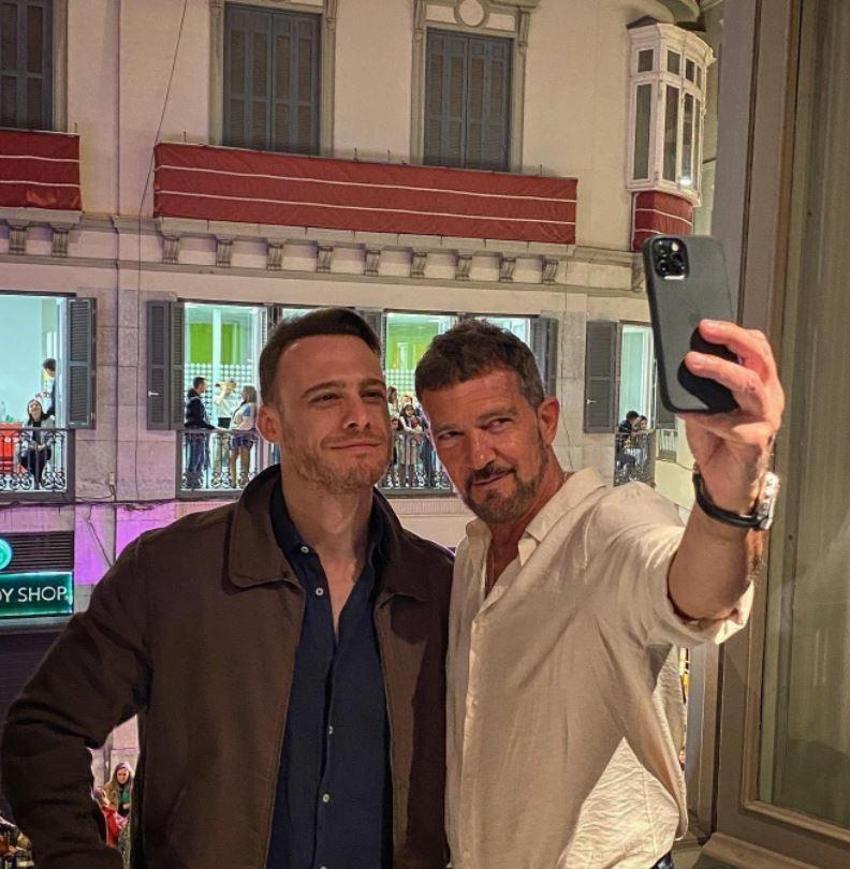 Kerem Bürsin ve Antonio Banderas bir araya geldi! Dikkat çeken yorum detayı...