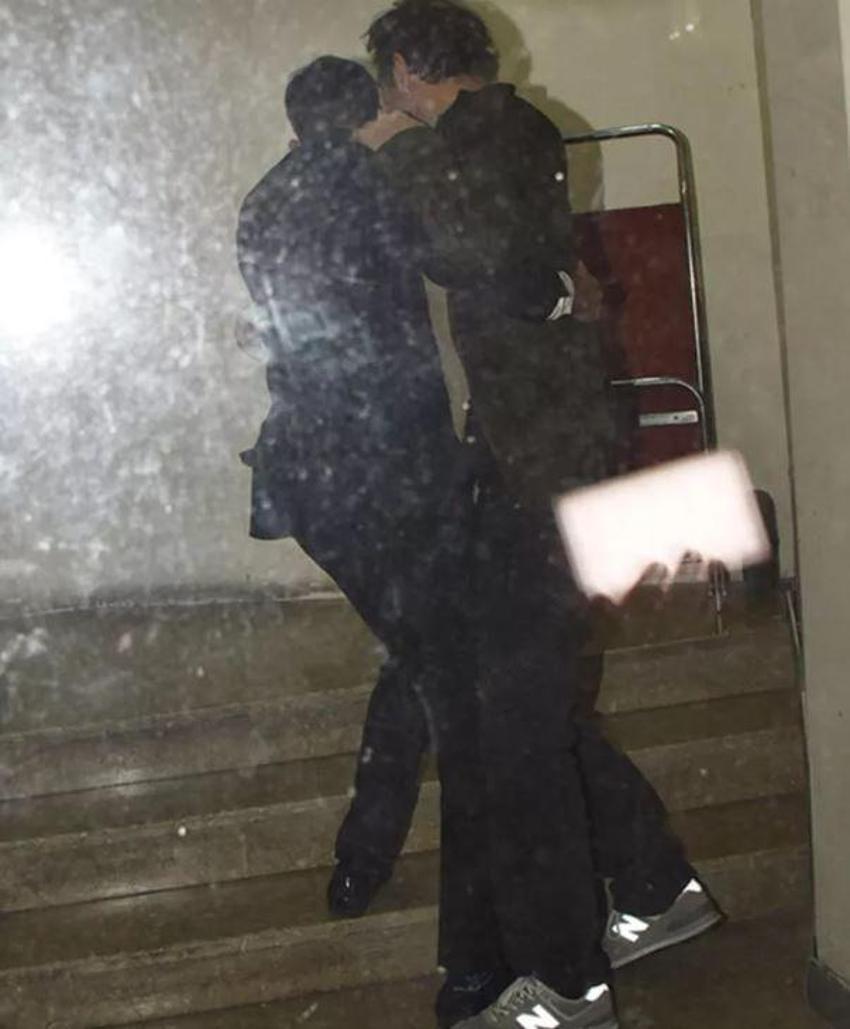 Nejat İşler alkolü fazla kaçırınca hakaretler yağdırdı! Basın mensuplarına çirkin hareket