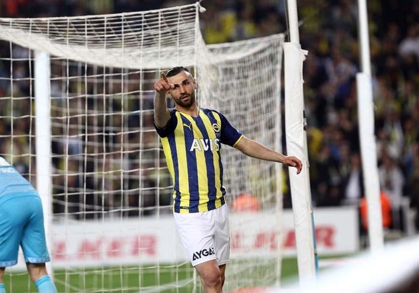 Artık Mesut Özil, İrfan Can Kahveci yok artık o var! 'Seni daha ne kadar öveceğiz'