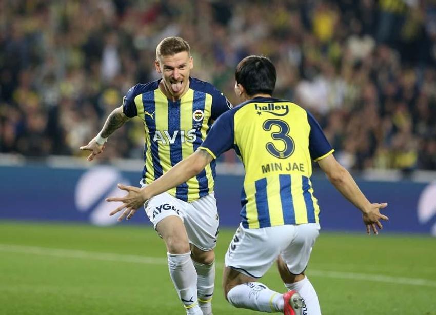 Artık Mesut Özil, İrfan Can Kahveci yok artık o var! 'Seni daha ne kadar öveceğiz'