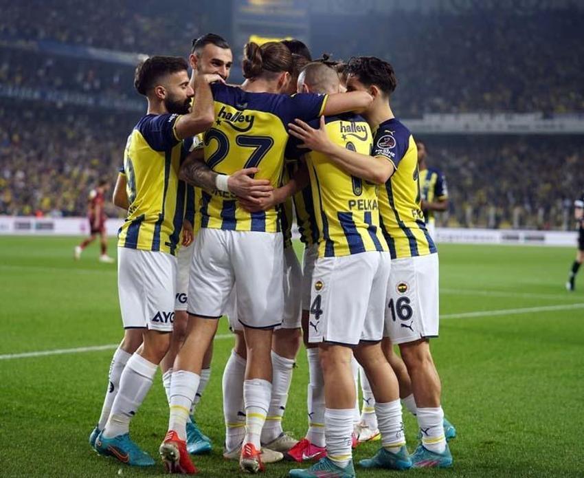 Artık Mesut Özil, İrfan Can Kahveci yok artık o var! 'Seni daha ne kadar öveceğiz'