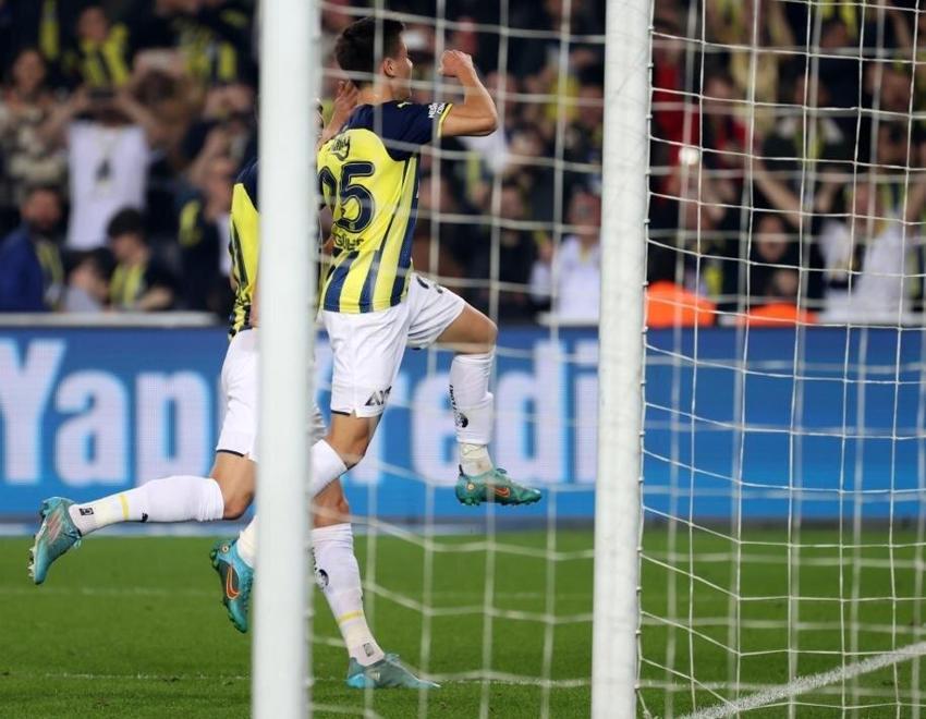 Mesut Özil'e gelen teklifi açıkladı ortalık yıkıldı! 'Yazılı olarak okudum...