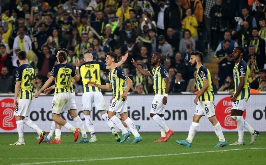 Mesut Özil'e gelen teklifi açıkladı ortalık yıkıldı! 'Yazılı olarak okudum...