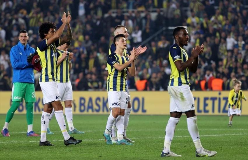Mesut Özil'e gelen teklifi açıkladı ortalık yıkıldı! 'Yazılı olarak okudum...