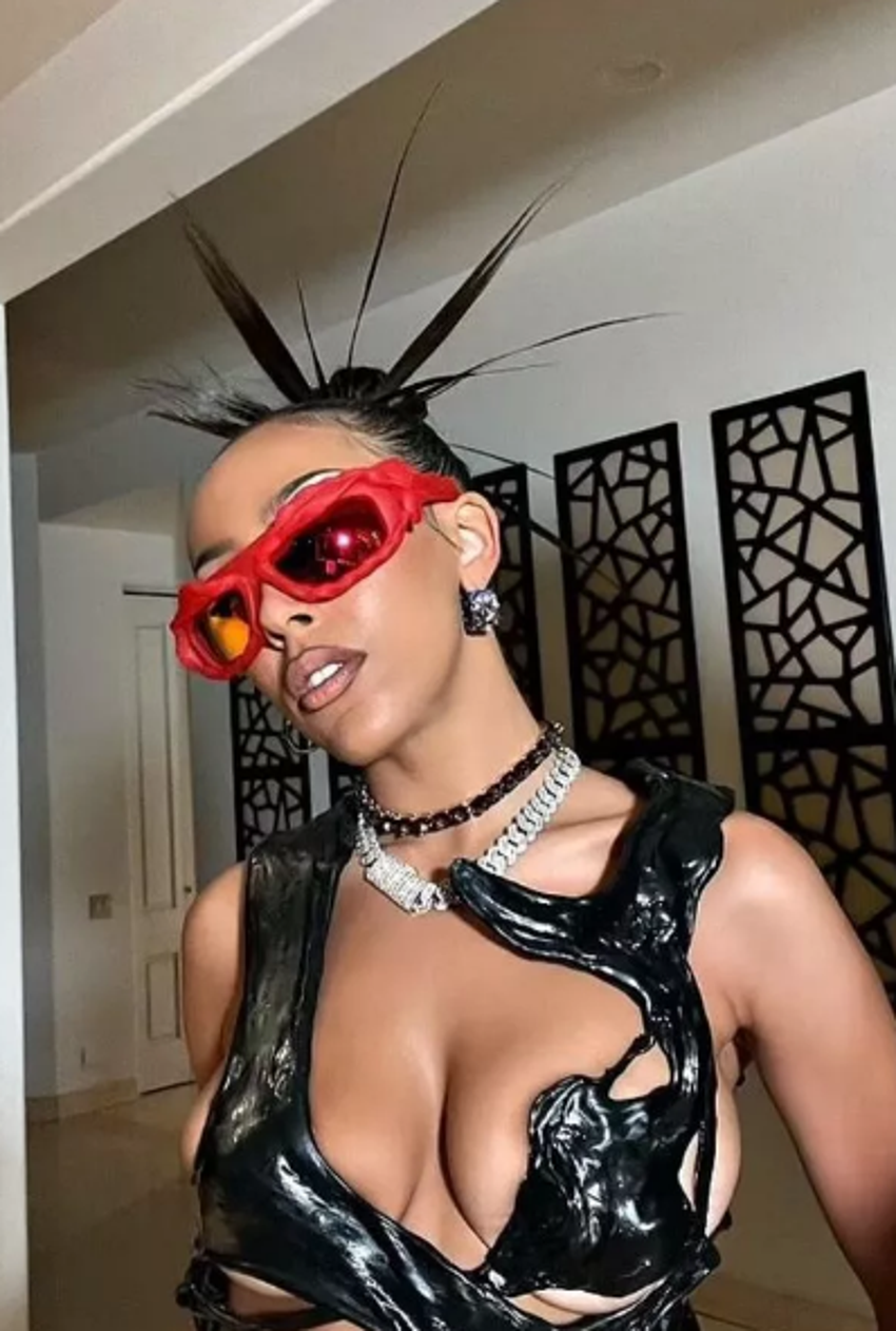 Coachella Festivali'nde ünlülerden cesur kıyafetler!
