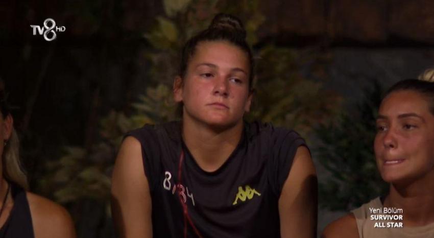 Survivor eleme adayı kim oldu? Survivor All Star hangi kim gitti, elendi? 17 Nisan Survivor'da üçüncü eleme adayı kim oldu? Nisa-Barış kavgası: Seni dövdü mü?