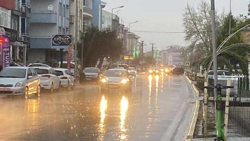 Kış geri döndü! Hava buz kesti, sıcaklıklar düşüyor! Meteoroloji son dakika duyurdu! Günlerce sürecek, 44 ilde alarm...