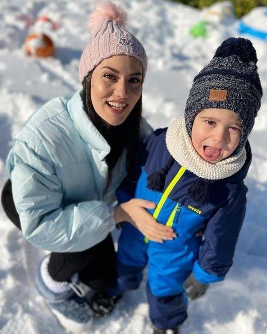 Fahriye Evcen ve Burak Özçivit'in oğulları Karan 3 yaşında! Doğum günü paylaşımlarına beğeni yağdı...