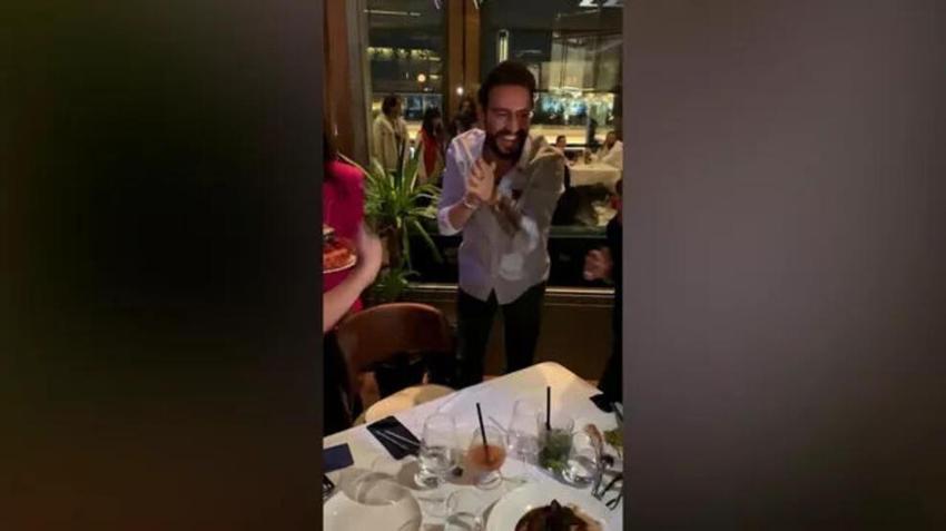MasterChef'in ünlü şefi Danilo Zanna yeni sevgilisiyle sarmaş dolaş!