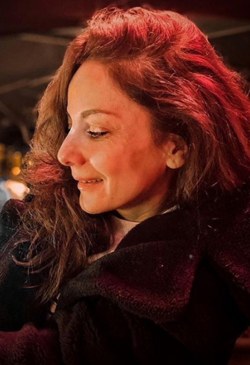 Telefonunu takside unutan Arzu Oş isyan etti! 'Aynadan kendisini gördü ama...'