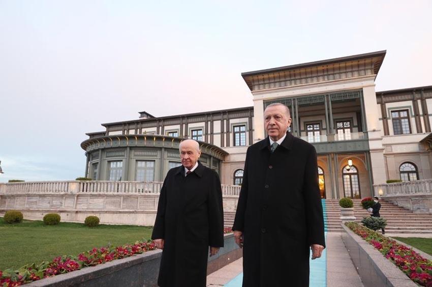 Cumhurbaşkanı Erdoğan ile MHP lideri Bahçeli iftarda bir araya geldi