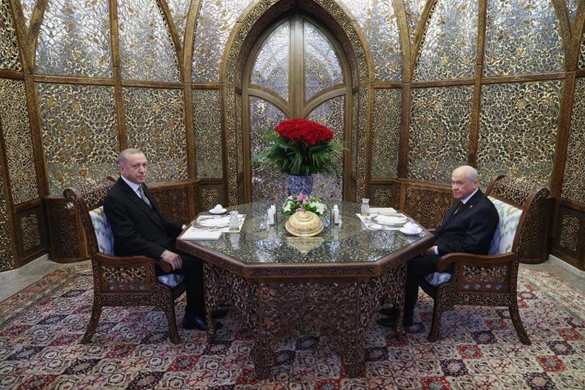 Cumhurbaşkanı Erdoğan ile MHP lideri Bahçeli iftarda bir araya geldi